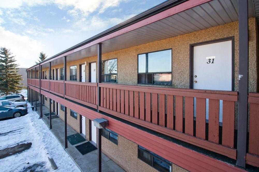 Horizon Motel Saint Albert Exterior photo